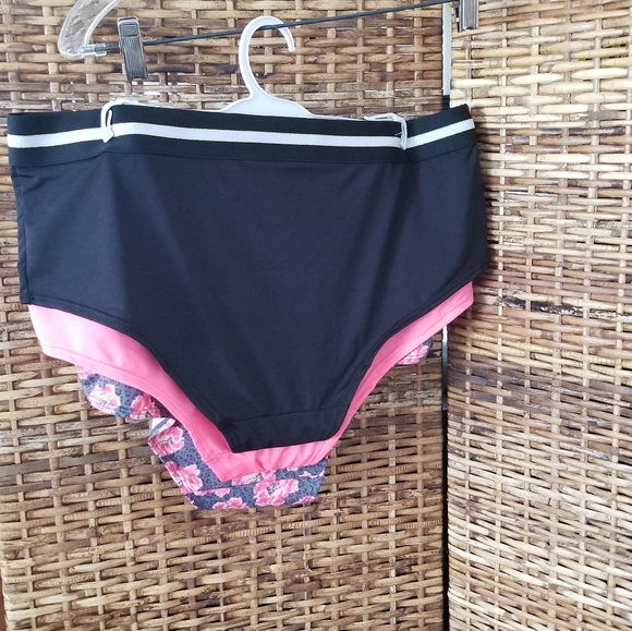 NWT bebe Underwear Panties 3 PK. Floral & Solid 2X - Picture 6 of 6